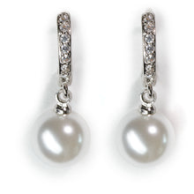 Load image into Gallery viewer, Abundance Sparkle Pearl Earrings