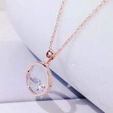 Load image into Gallery viewer, Minimal Rose Gold Necklace with Pendant
